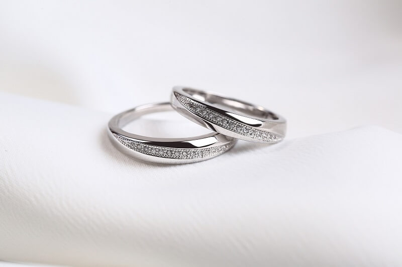Men's jewellery rings on a soft cloth